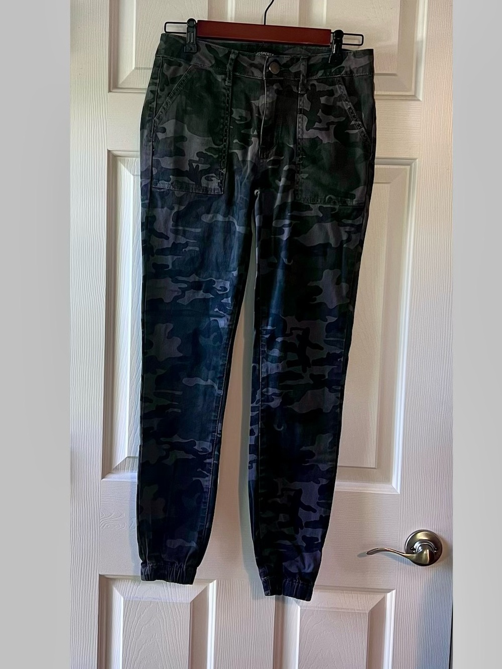 Prosperity Black & Gray Camo Ankle Joggers